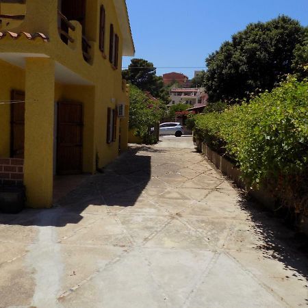 Casa Vacanze Gardenia Solanas  Exterior photo